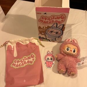 Pop Mart Exciting Macaron Labubu